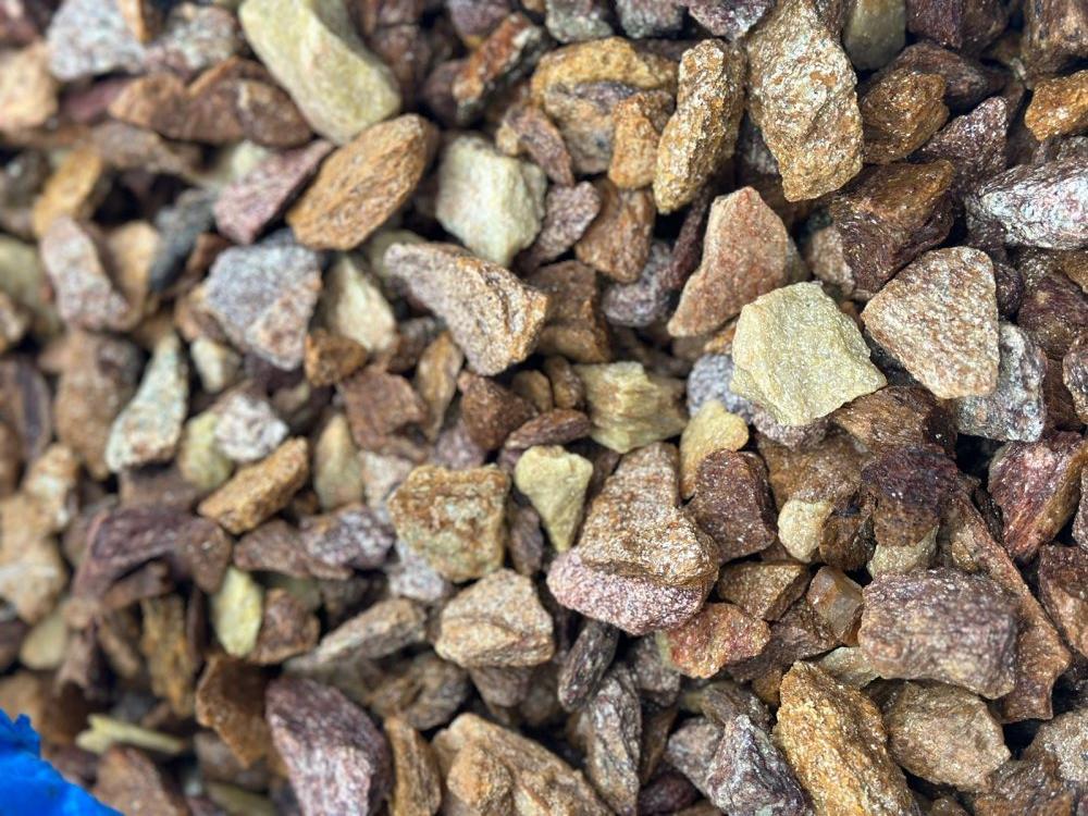 Златолит персиковый декоративная каменная крошка купить в Чите