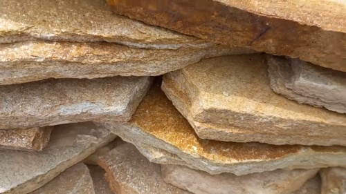 Плитняк златолит жёлтый золотистый для фасада 1,5-3см купить в Чите