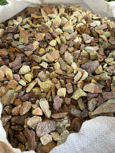 Златолит персиковый декоративная каменная крошка купить в Чите