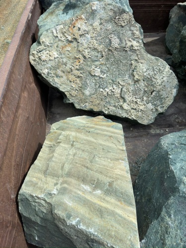 Ландшафтные глыбы зелёные 200-500 килограмм купить в Чите