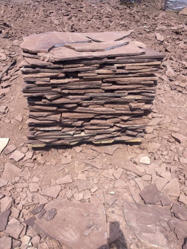 Плитняк лемезит бордовый для цоколя 1,5-2 см купить в Чите