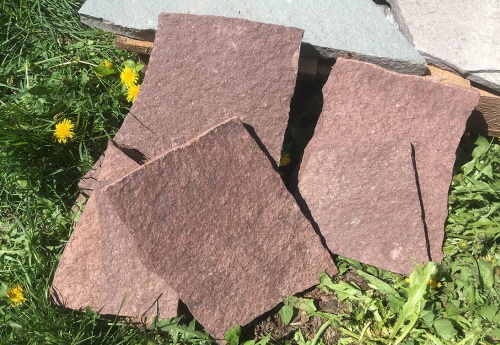 Плитняк лемезит бордовый для цоколя 1,5-2 см купить в Чите