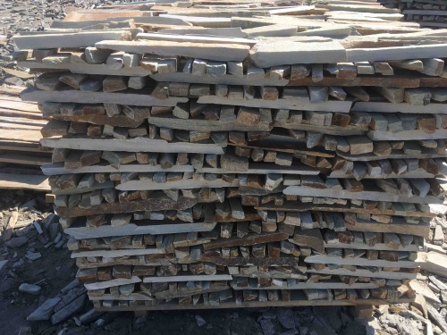 Горбушка златолит золотистый для облицовки купить в Чите