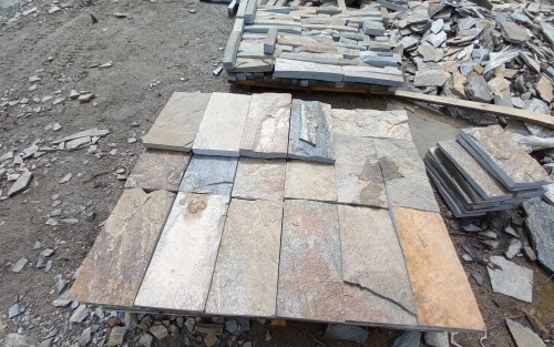 Плитка пилёная златолит Уральский для фасада купить в Чите