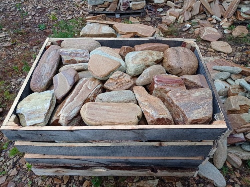 Златолит жёлтый, жёлто-зелёный глыбки и валуны для ланшафтного дизайна купить в Чите