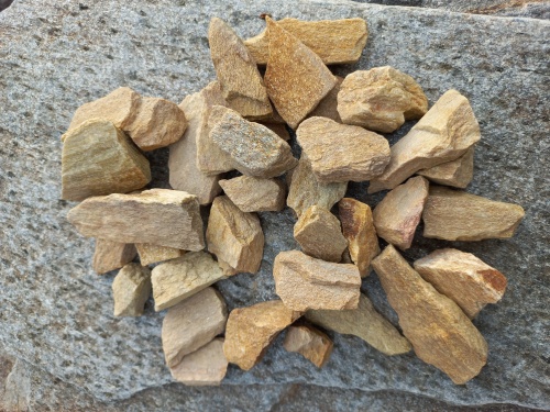 Златолит жёлтый декоративная каменная крошка купить в Чите